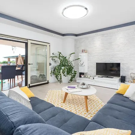 Villa St. Anna In - Haus Fuer 8 Personen